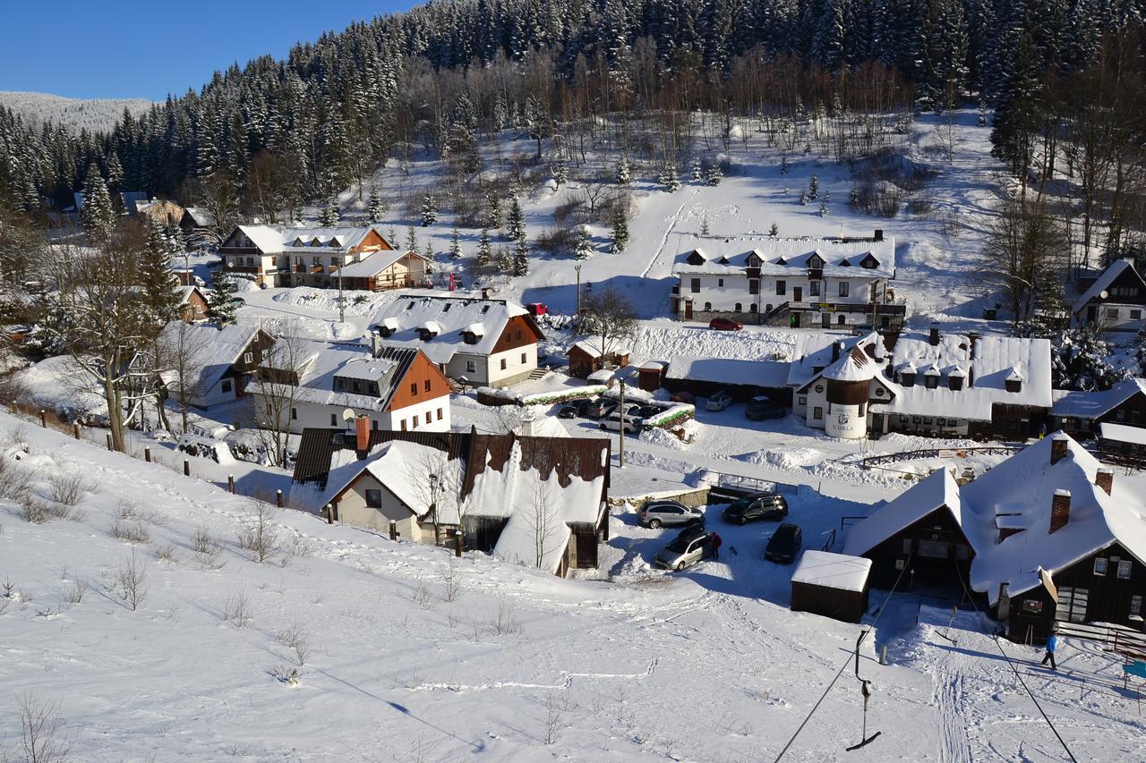 Penzion Eliška Petrikov  Esterno foto